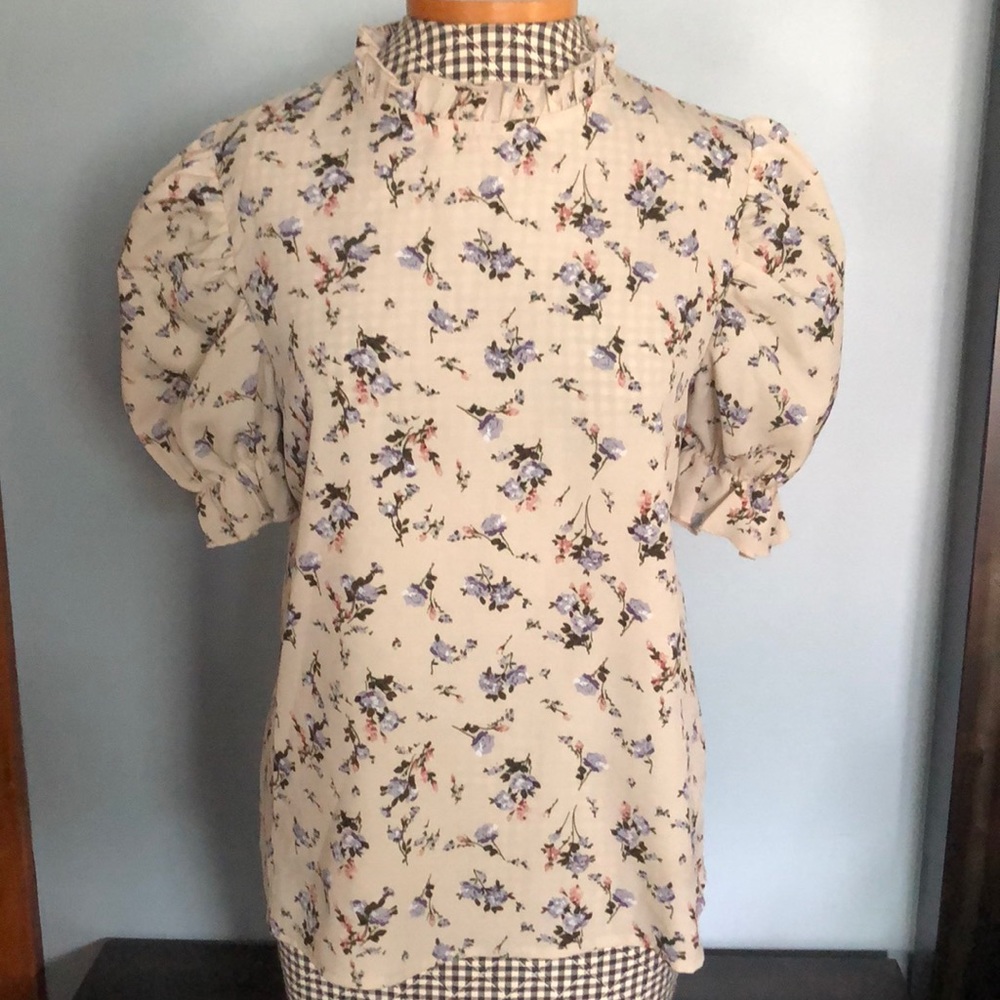 Floral print top